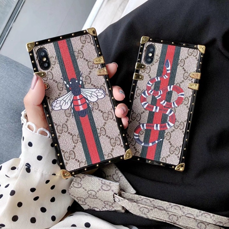 GUCCI iPhone Xs Max ケース