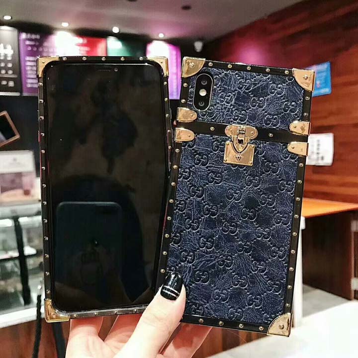 GUCCI iphonexs max ケース GGライン